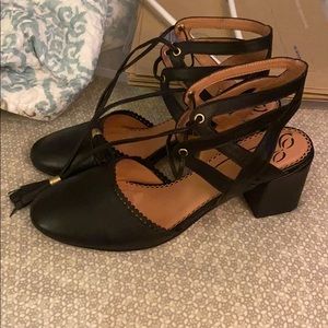 Poetic license shoes